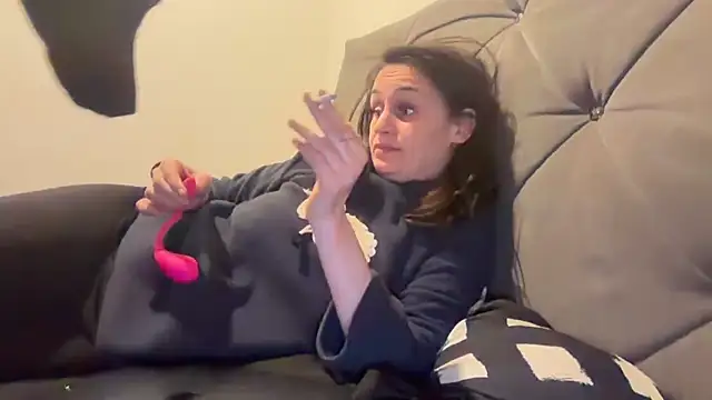 JeSuisUnTapin online show from January 9, 12:57 am