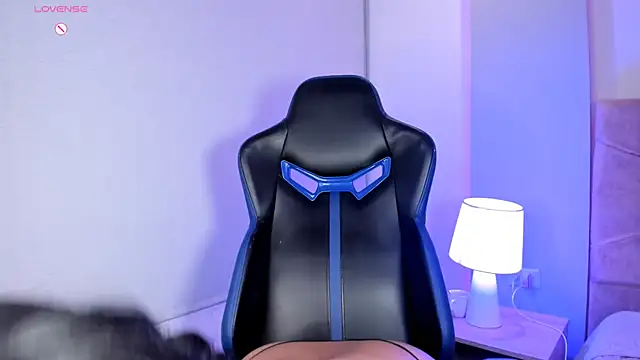 Cameliaa Smiith online show from February 21, 6:40 am