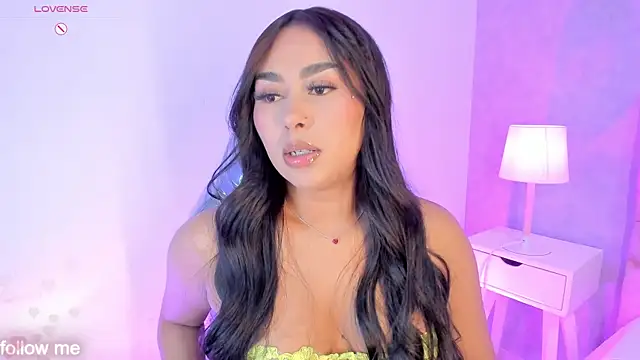 Cameliaa Smiith online show from April 18, 4:49 am