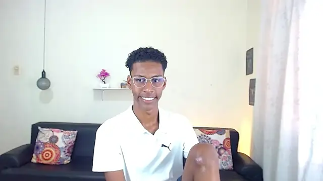 Snapshot of maiki18_ chatting on January 27, 7:46 pm maiki18  online show from January 27, 7:46 pm