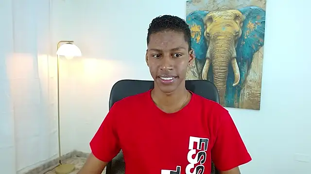 Snapshot of maiki18_ chatting on October 18, 1:56 pm maiki18  online show from October 18, 1:56 pm