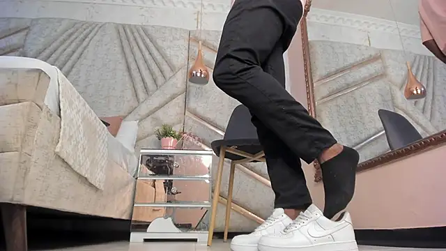 JamesParck online show from February 22, 2:30 pm