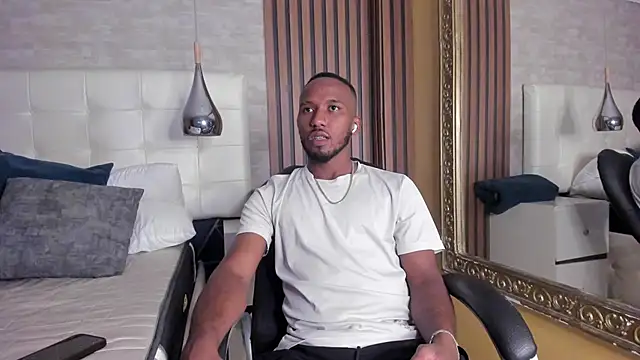 JamesParck online show from April 19, 12:00 am