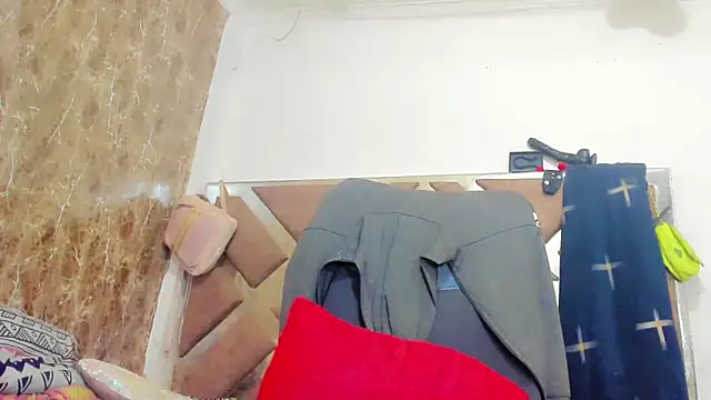 Snapshot of hannabigdirty chatting on February 20, 3:23 pm hannabigdirty online show from February 20, 3:23 pm