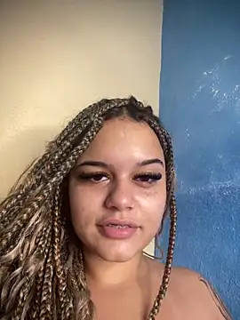 Lolacavalona online show from March 17, 2:45 pm