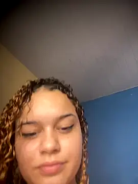 Snapshot of Lolacavalona chatting on October 1, 6:03 pm Lolacavalona online show from October 1, 6:03 pm