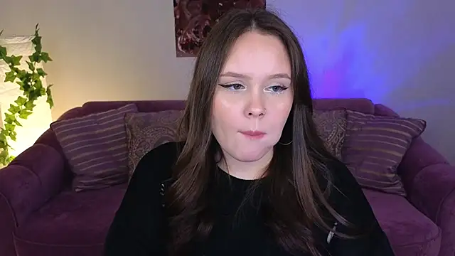 Snapshot of miki_miki_cutie_ chatting on December 11, 4:53 pm miki miki cutie online show from December 11, 4:53 pm