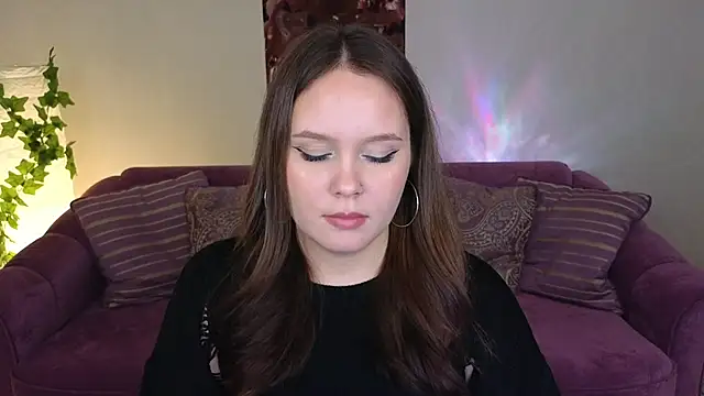 Snapshot of miki_miki_cutie_ chatting on December 11, 7:57 pm miki miki cutie online show from December 11, 7:57 pm