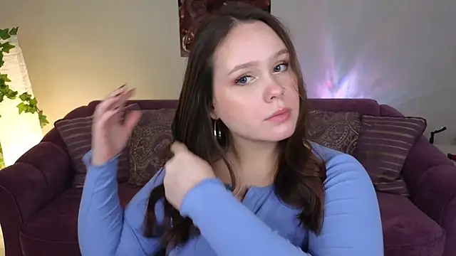 Snapshot of miki_miki_cutie_ chatting on December 15, 4:26 pm miki miki cutie online show from December 15, 4:26 pm