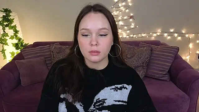 Snapshot of miki_miki_cutie_ chatting on December 17, 10:54 pm miki miki cutie online show from December 17, 10:54 pm