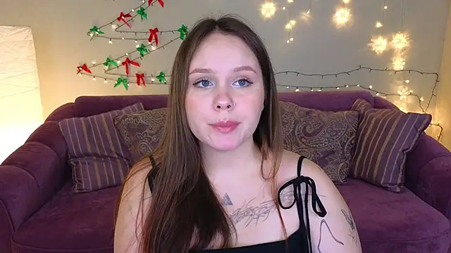 Snapshot of miki_miki_cutie_ chatting on December 23, 9:51 pm miki miki cutie online show from December 23, 9:51 pm