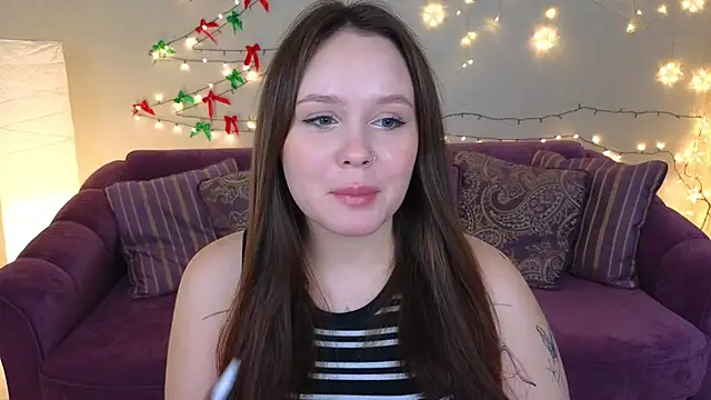 Snapshot of miki_miki_cutie_ chatting on December 24, 4:51 pm miki miki cutie online show from December 24, 4:51 pm