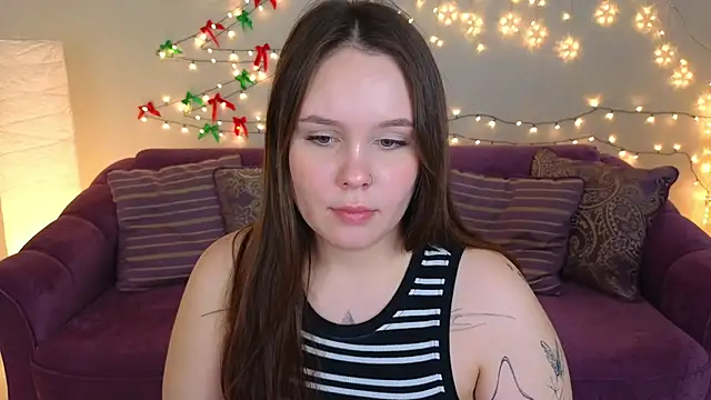 Snapshot of miki_miki_cutie_ chatting on January 5, 7:49 pm miki miki cutie online show from January 5, 7:49 pm