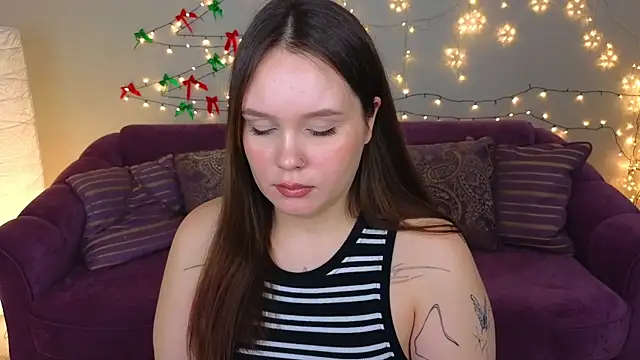 Snapshot of miki_miki_cutie_ chatting on January 11, 7:38 pm miki miki cutie online show from January 11, 7:38 pm