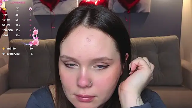 Snapshot of miki_miki_cutie_ chatting on February 13, 11:26 pm miki miki cutie online show from February 13, 11:26 pm