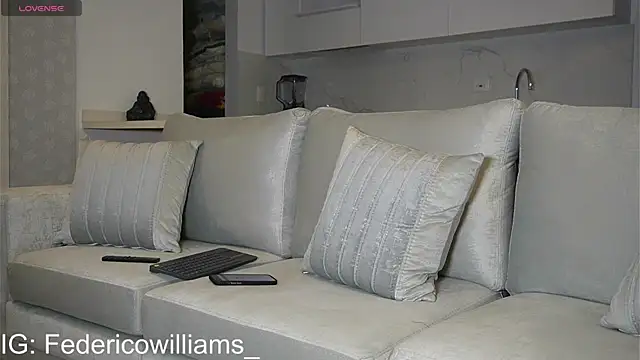 Derek w online show from January 26, 1:31 am