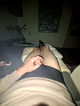 Bierzdobuzisuko4433 online show from October 10, 12:31 am