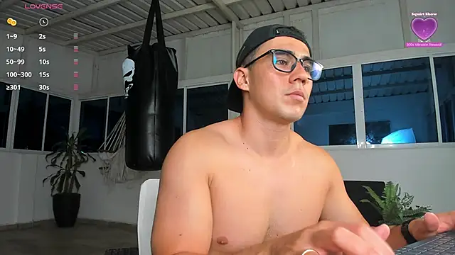 owengray2n online show from December 9, 6:45 am