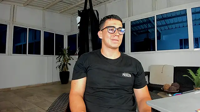 owengray2n online show from December 23, 12:57 am