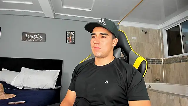 owengray2n online show from January 23, 1:41 am