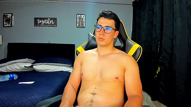 owengray2n online show from September 13, 2:11 am