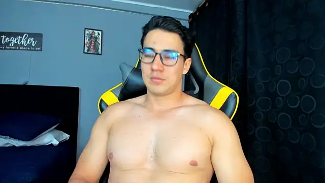 owengray2n online show from September 23, 2:03 am