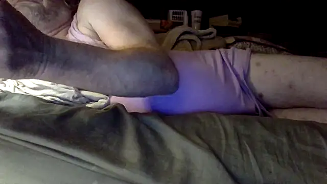 Snapshot of Takemeouttothedungen chatting on February 20, 9:10 am Takemeouttothedungen online show from February 20, 9:10 am