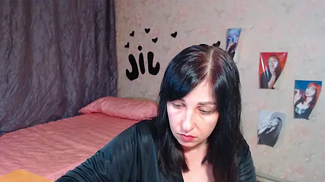 JillStevens online show from September 12, 7:03 pm