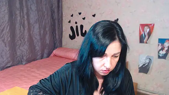 JillStevens online show from October 31, 12:44 am