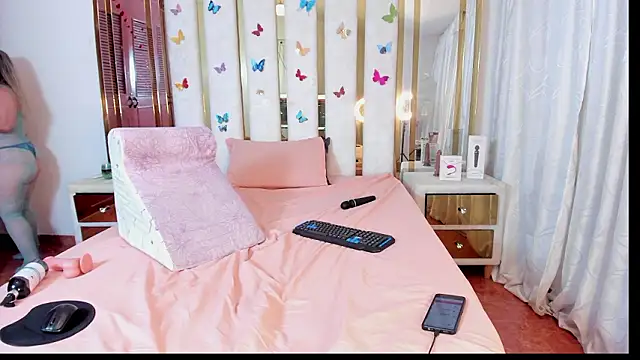 AnyelaGitanaMature online show from March 21, 8:19 am