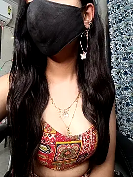 Parinaaz18 online show from January 6, 1:15 pm