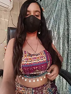 Parinaaz18 online show from June 4, 1:00 am