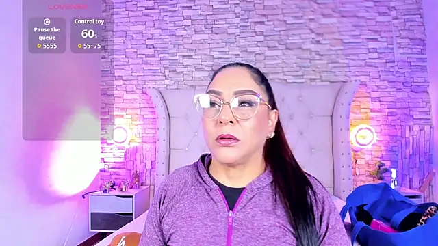 Gina Myers online show from March 14, 12:10 pm