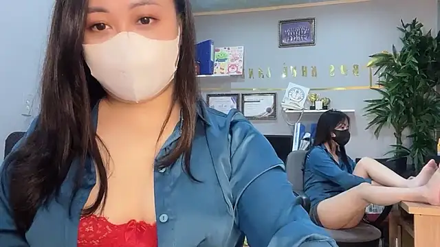 Snapshot of Bamboo_Swetie chatting on December 2, 7:58 am Bamboo Swetie online show from December 2, 7:58 am