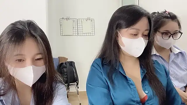 Bamboo Swetie online show from December 3, 2:59 pm