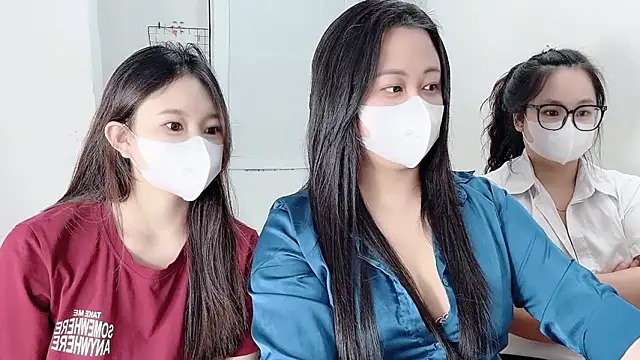 Snapshot of Bamboo_Swetie chatting on February 1, 4:49 pm Bamboo Swetie online show from February 1, 4:49 pm