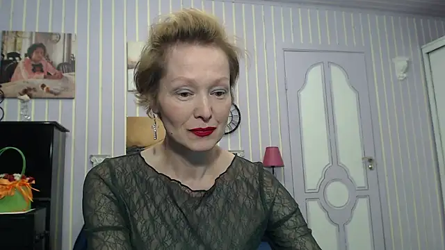 Marquise555 online show from April 4, 4:04 pm