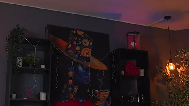 Evelyn Evyyy online show from April 11, 6:56 pm