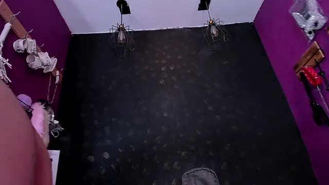 Alexa Slave online show from October 11, 11:53 am