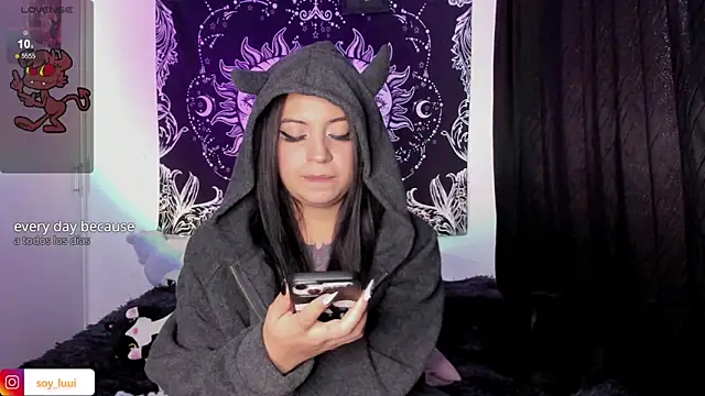 soy lui  online show from February 17, 10:14 pm