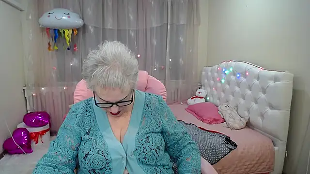 KayleSmoll online show from January 29, 4:36 am