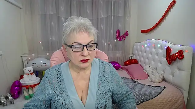 KayleSmoll online show from March 5, 2:03 am