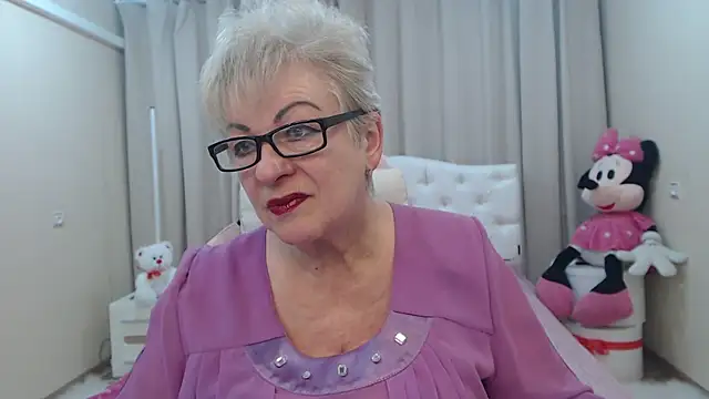 KayleSmoll online show from March 4, 7:42 pm