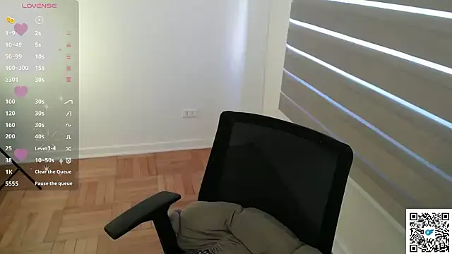 cinnamon rosa online show from December 2, 3:07 pm