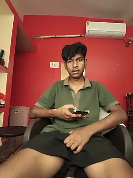 Snapshot of richardjames95 chatting on July 17, 6:35 pm richardjames95 online show from July 17, 6:35 pm