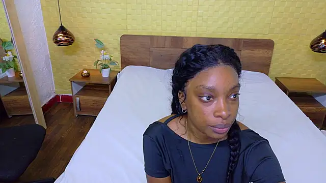 Shamiraa moore online show from February 21, 1:12 pm