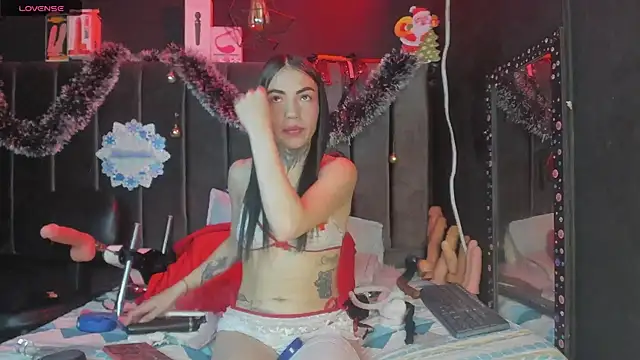 Snapshot of Alice_ch1 chatting on December 20, 1:47 am Alice ch1 online show from December 20, 1:47 am