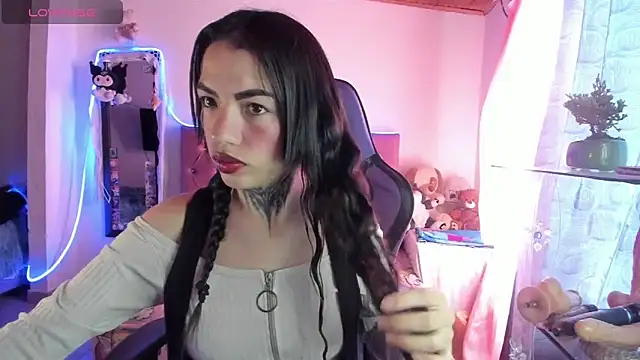 Snapshot of Alice_ch1 chatting on September 26, 1:26 pm Alice ch1 online show from September 26, 1:26 pm