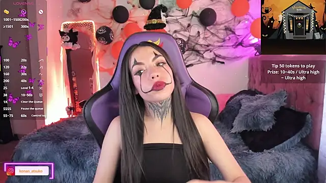 Snapshot of Alice_ch1 chatting on October 18, 5:25 pm Alice ch1 online show from October 18, 5:25 pm