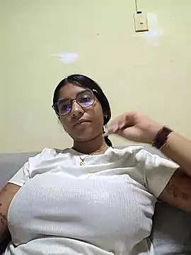 Sofythom1 online show from March 14, 1:55 am